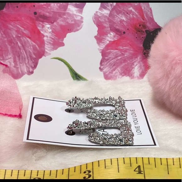 SILVER TEXTURED SQUARE STYLISH DROP EARRINGS - Picture 5 of 5